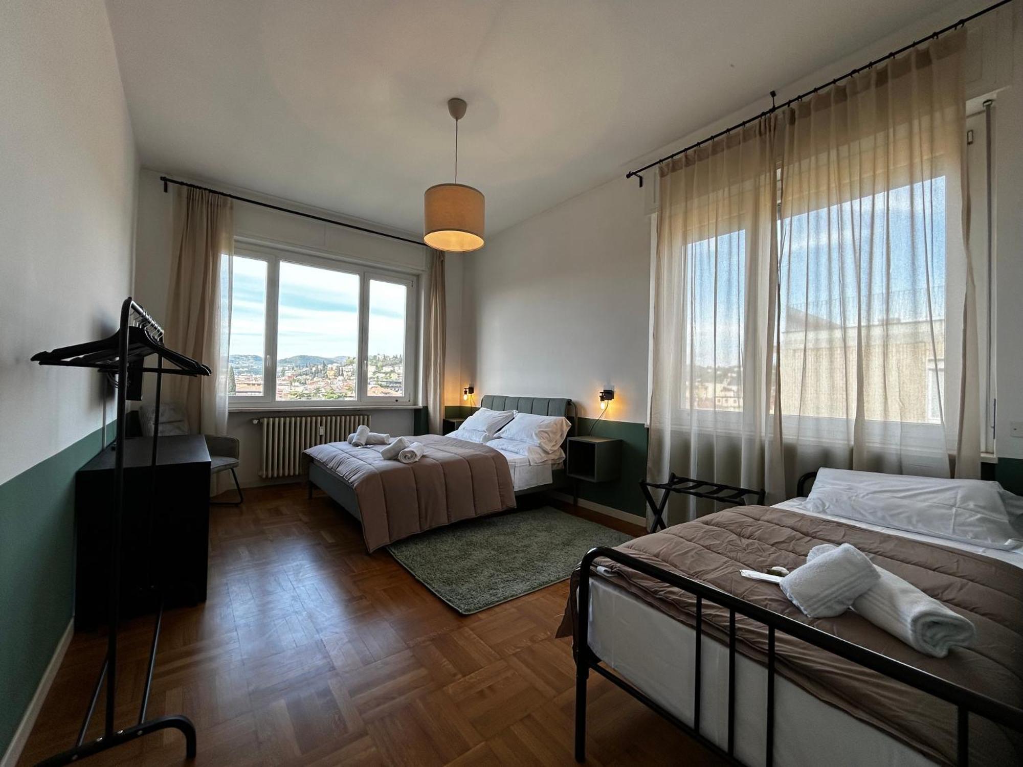 Ferienwohnung Big House-Private Parking-12" Walk From The Arena Verona Exterior foto